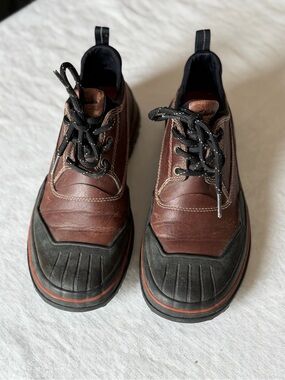 Clark’s Waterproof Brown Leather Black Rubber Duck Mucker Boots Size 8